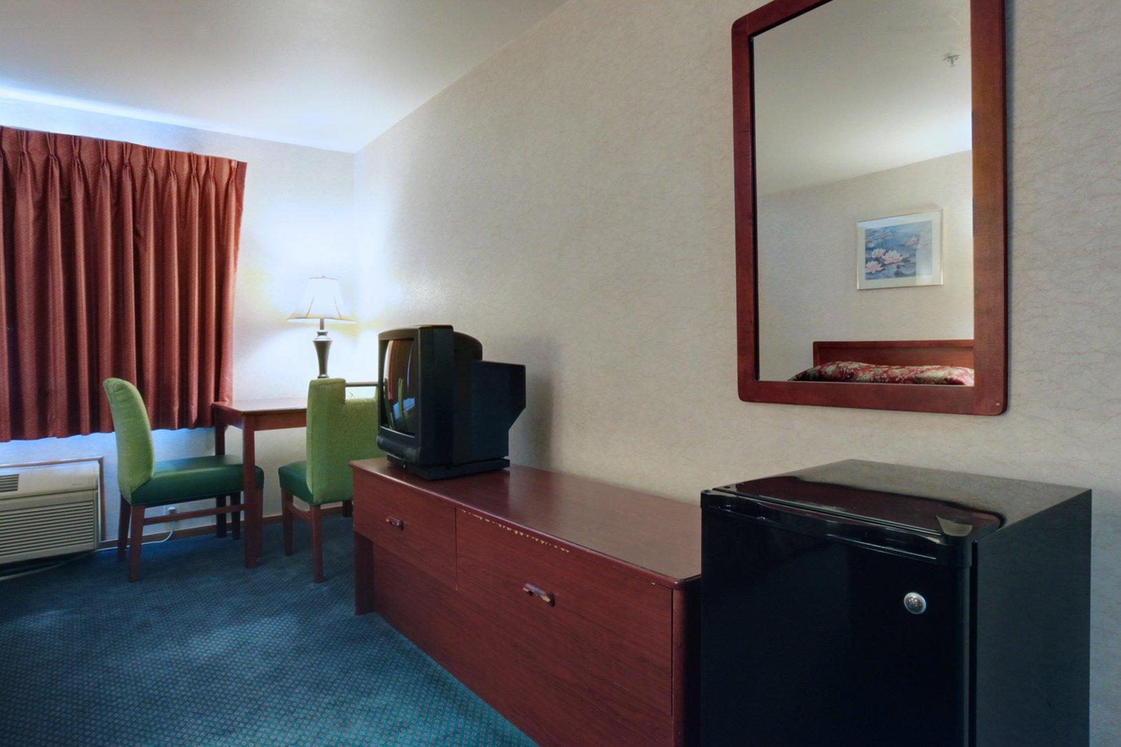 Americas Best Value Inn-Edmonds/Seattle North Exterior photo